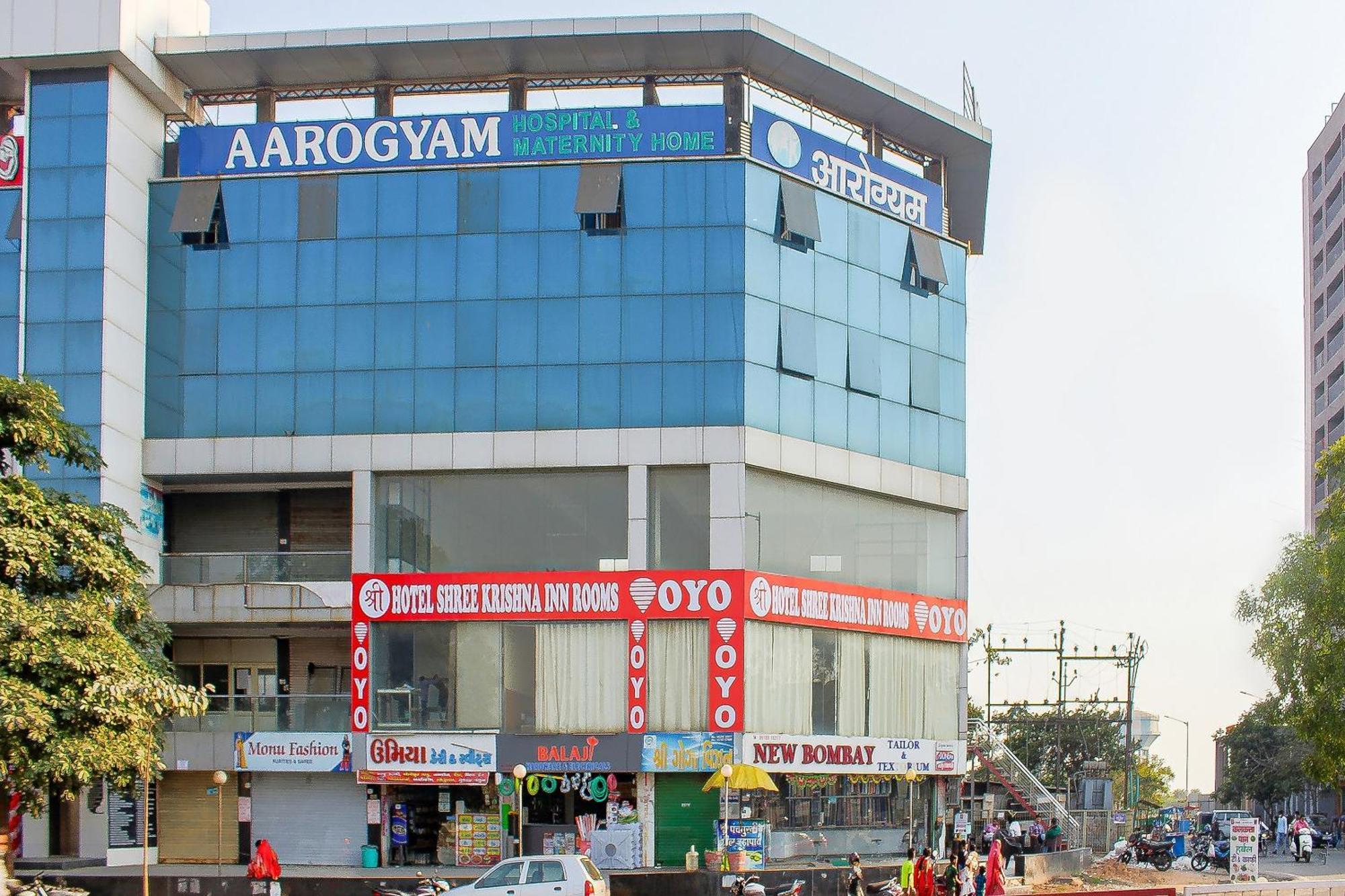 Oyo Hotel Shree Krishna Inn Rooms Surat Eksteriør billede